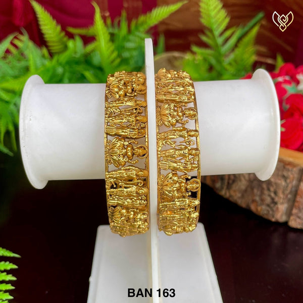 BAN 163