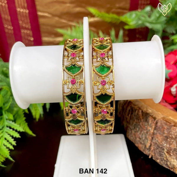 BAN 142