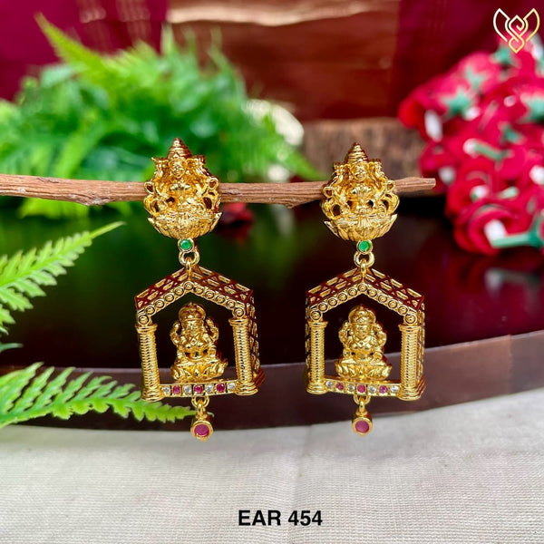 EAR 454