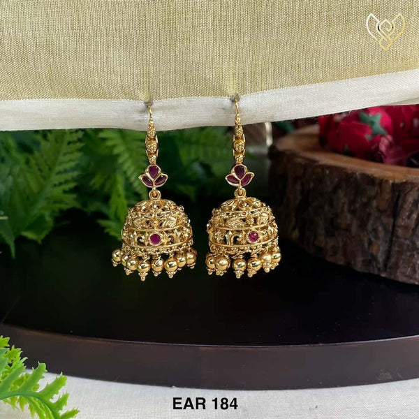 EAR 184